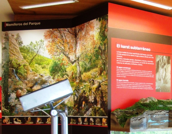 Centro de Interpretación Parque Natural los Calares. Yeste.  interior3