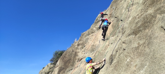 Akawi Sierra del Segura Iniciación a la escalada elche de al sierra