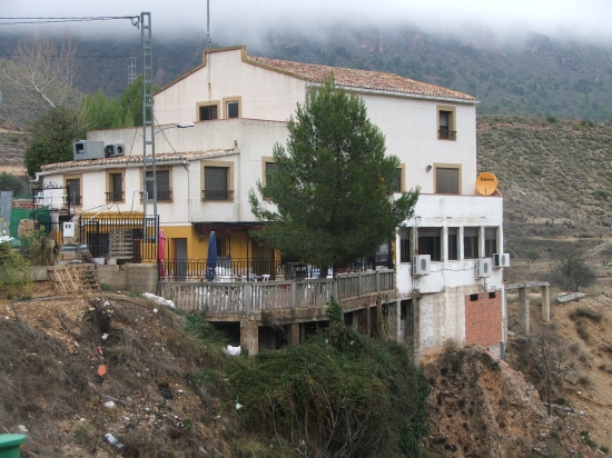 Restaurante R&iacute;o Segura exterior