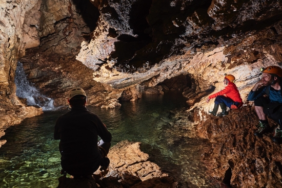 Visitas guiadas en el hueco de los Chorros del río Mundo