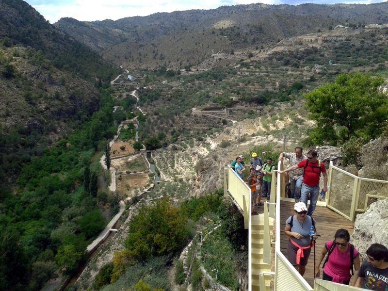 Mirador y cueva del Pilancón. Liétor.   Pilancon