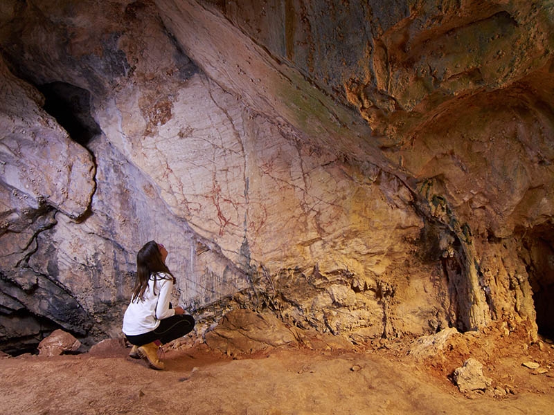 Cueva del niño de Aýna  Cueva niño