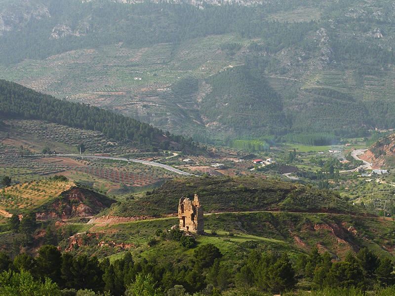 Torre de Haches. Bogarra.   Torre de Haches