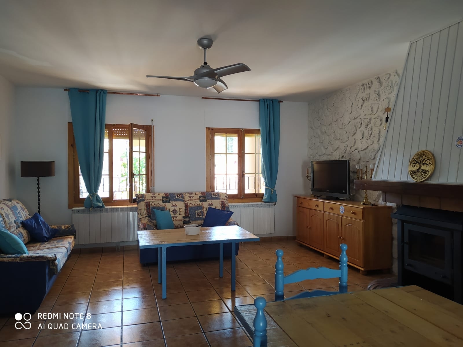 Casas Rurales Rioparden Salón chimenea -  Casa Montgó