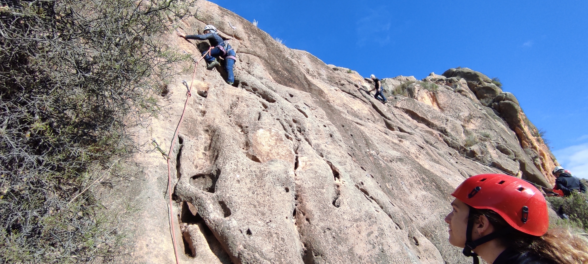 Akawi Sierra del Segura Iniciación a la escalada elche de al sierra