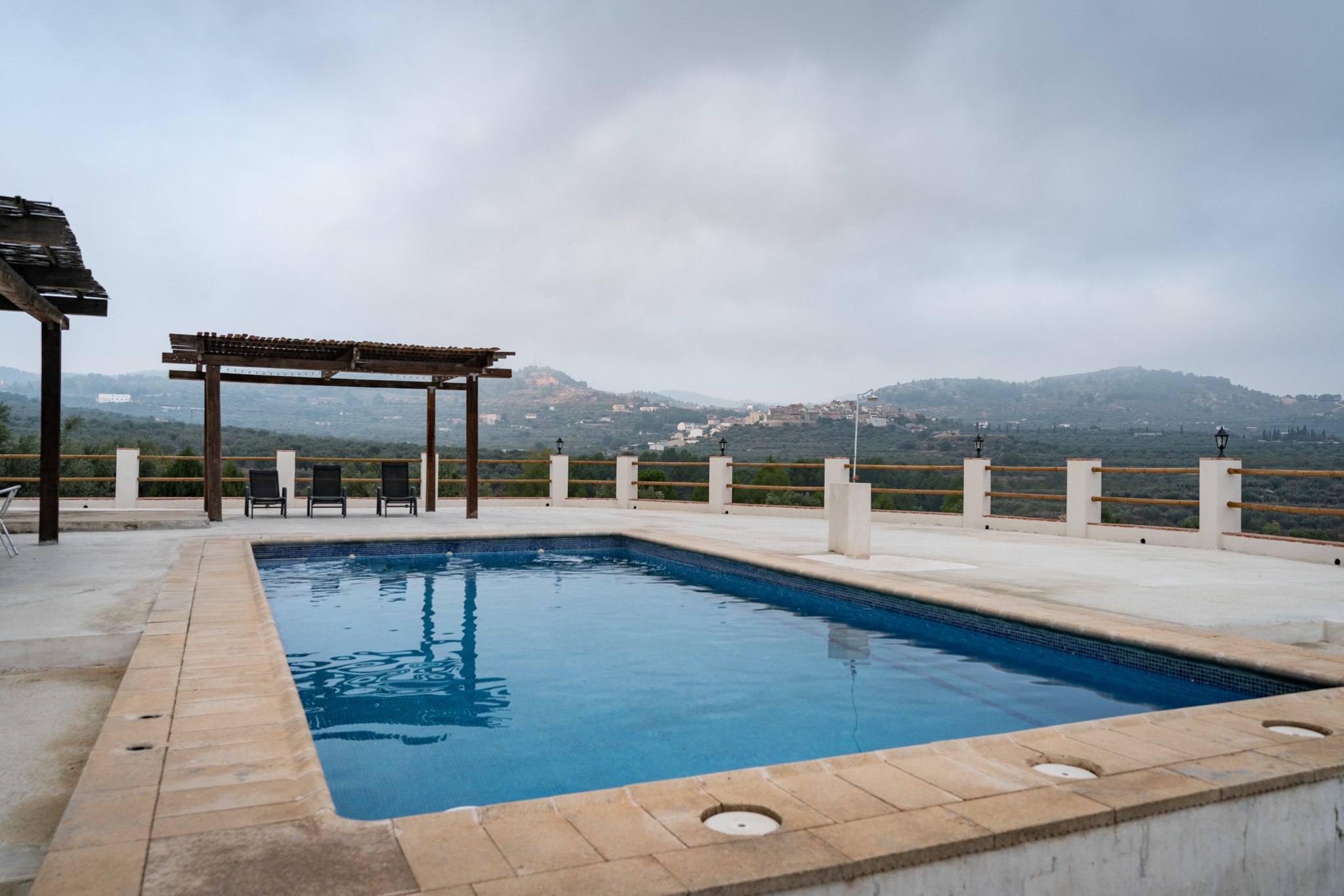 Casa rural la Zorrera La piscina