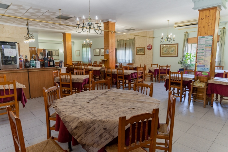 Hostal Restaurante Los Bronces salon interior