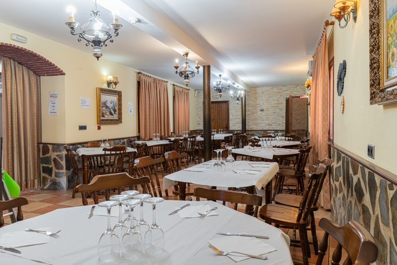 Hostal-Restaurante Venta Laminador salon interior del restaurante